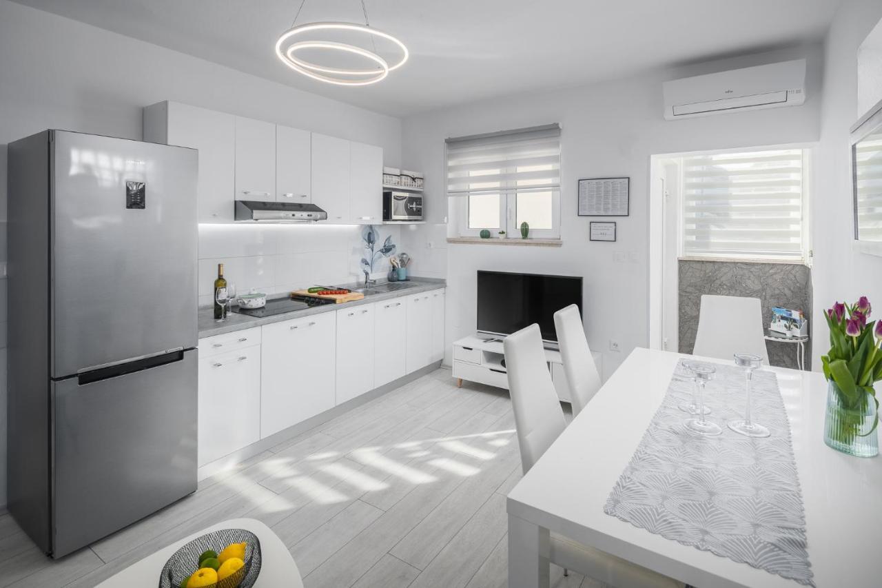 Apartment Sea Pearl Porec Exterior photo